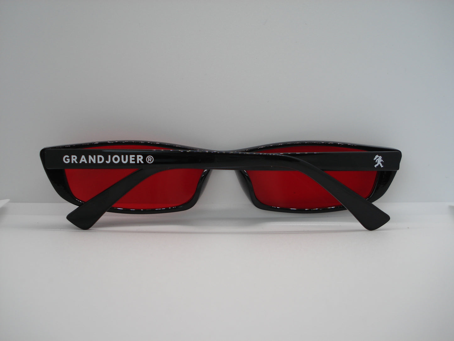 GRANDJOUER® Hinata Shades – Black Frame Red Lens