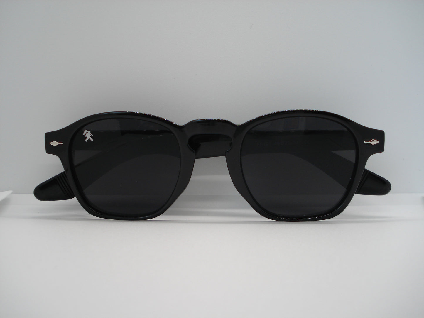 GRANDJOUER® Raizen Shades – Black Frame Black Lens