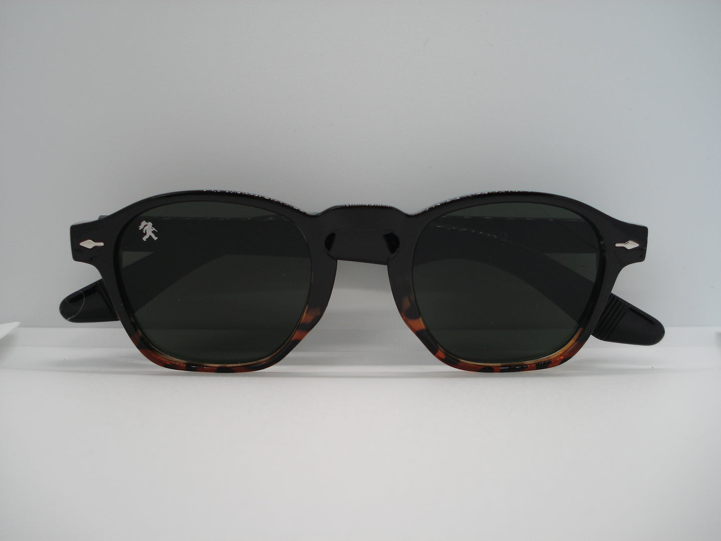 GRANDJOUER® Raizen Shades – Brown Frame Green Lens